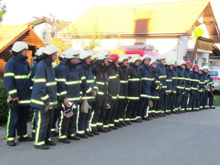 Gasilska vaja ob mesecu požarne varnosti 27